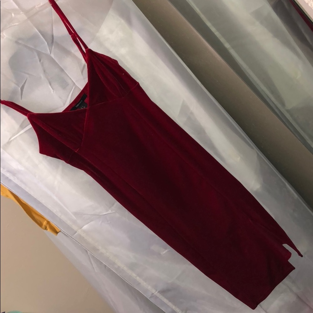 Red velour bodycon dress - Picture 1 of 4
